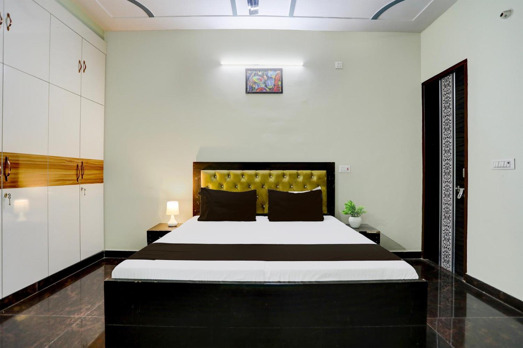 Hotel O Grand Epic Inn Noida Zewnętrze zdjęcie