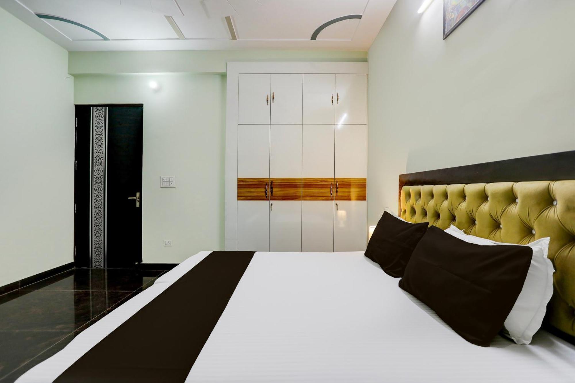 Hotel O Grand Epic Inn Noida Zewnętrze zdjęcie